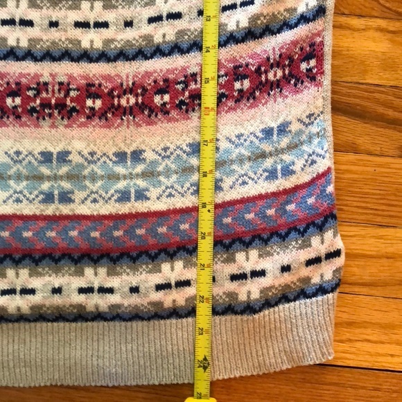 Chaps by a Ralph Lauren Sweater Size Medium - Picture 6 of 6